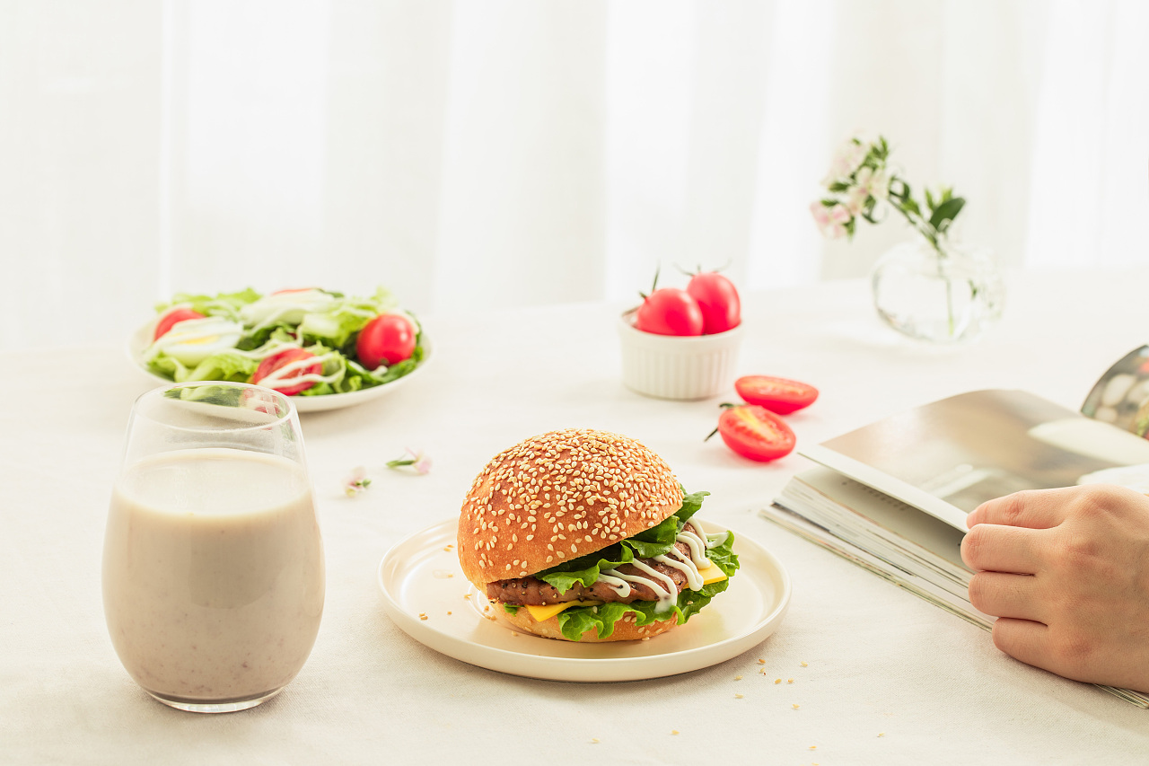 欧盟驻华大使成都谈欧中合作关键词：对话、平衡、合作