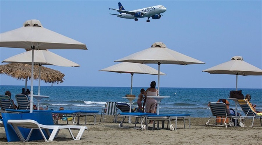 近10万人次共赴“动漫盛宴”！漫博会达成意向合作金额超15亿元